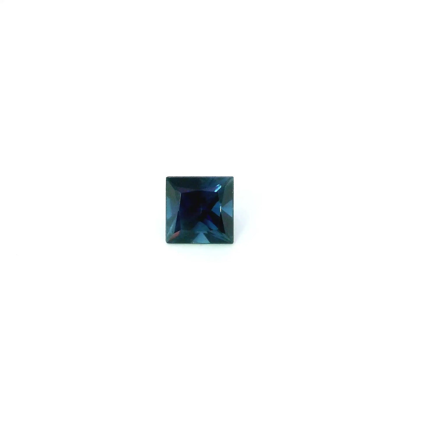 0.45ct Square Natural Sapphire (Colour Blue, Clarity Eye Clean, Cut Faceted)
