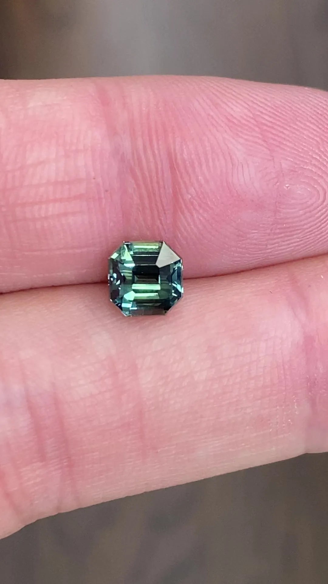 2.20ct Emerald Natural Sapphire (Colour Green, Clarity Eye Clean, Cut Faceted)