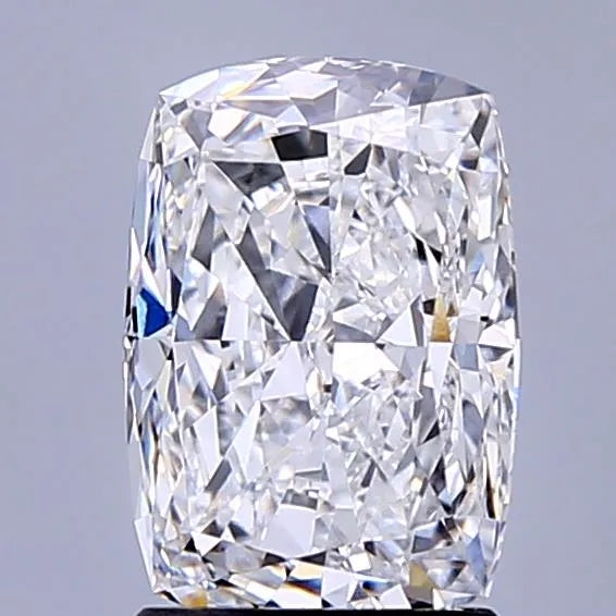 2.31ct Cushion modified Lab Grown Diamond (Colour D, Clarity VVS1, IGI Certified)