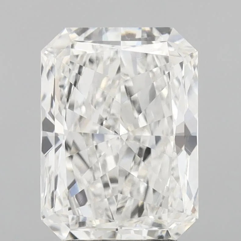 Radiant Lab Grown Diamond (Colour F, Clarity VVS1, IGI Certifie