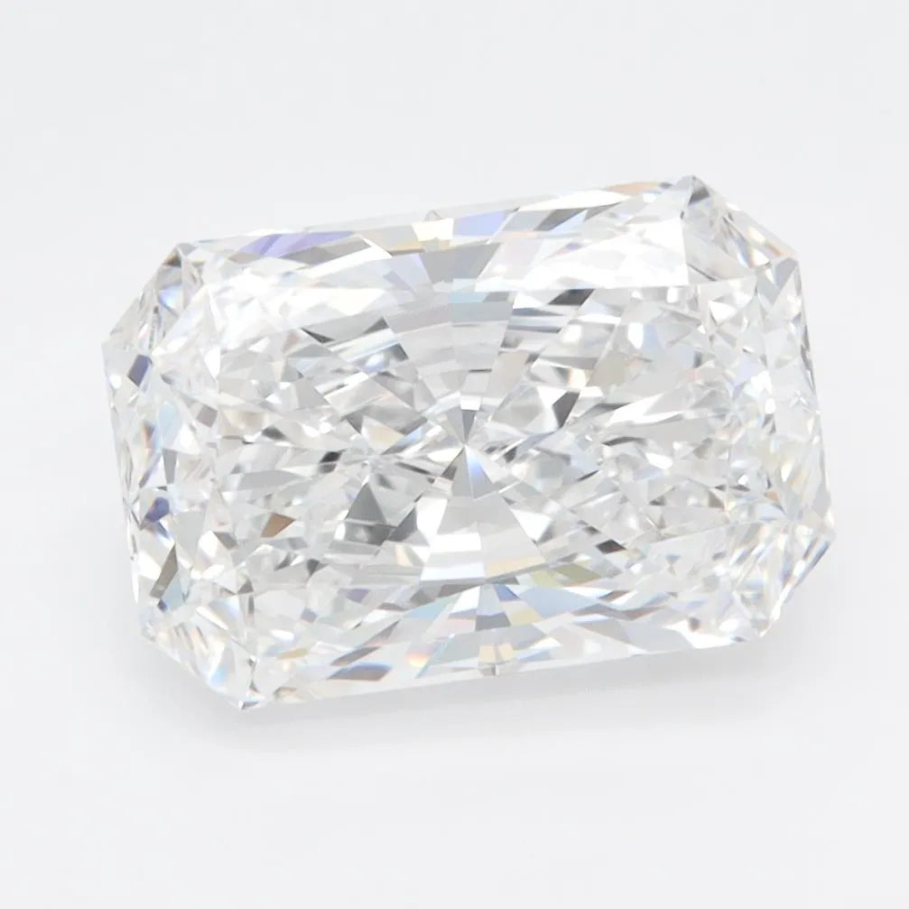 3.06ct Radiant Lab Grown Diamond (Colour D, Clarity VVS1, IGI Certified)