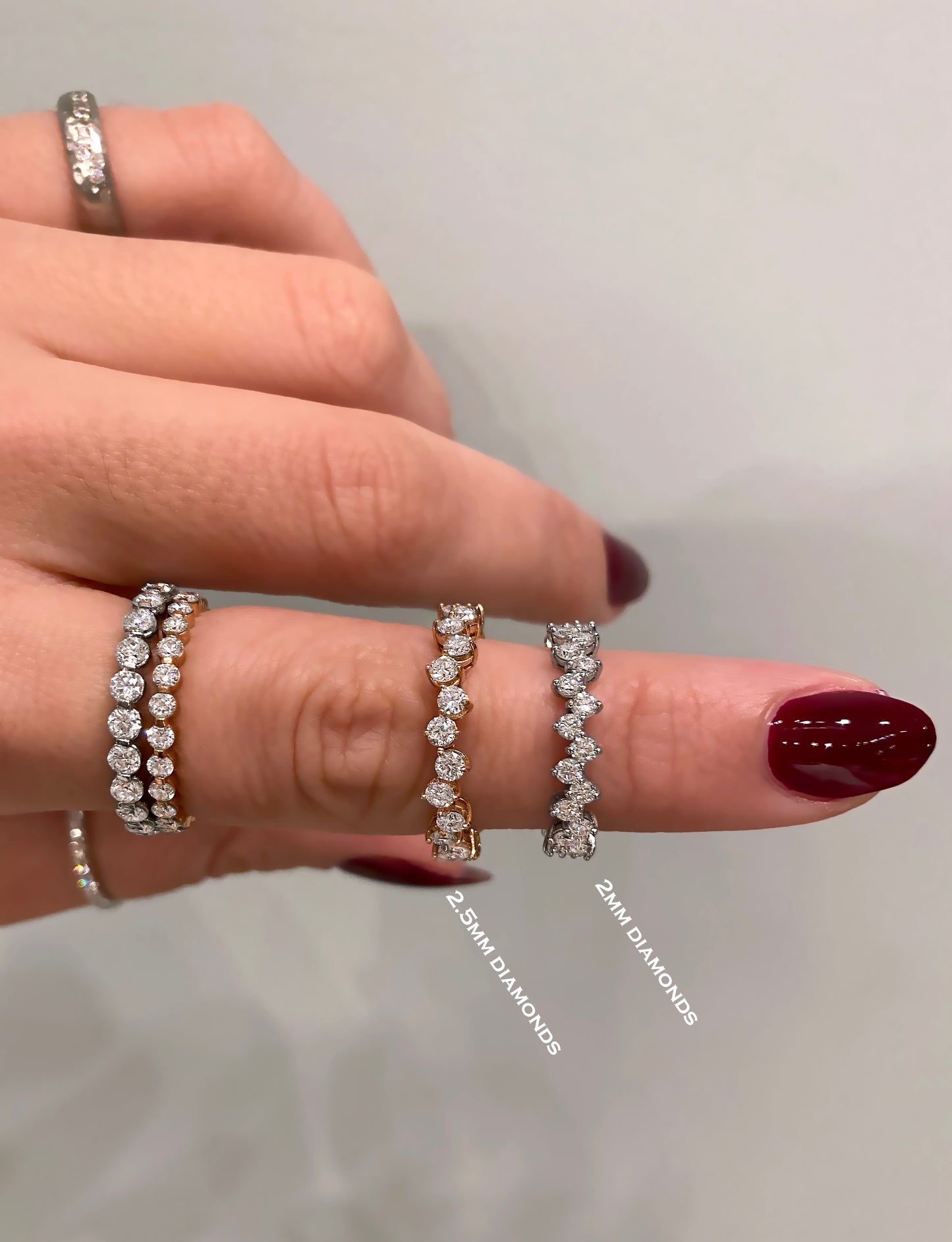 caption:Shown in 2mm and 2.5mm widths