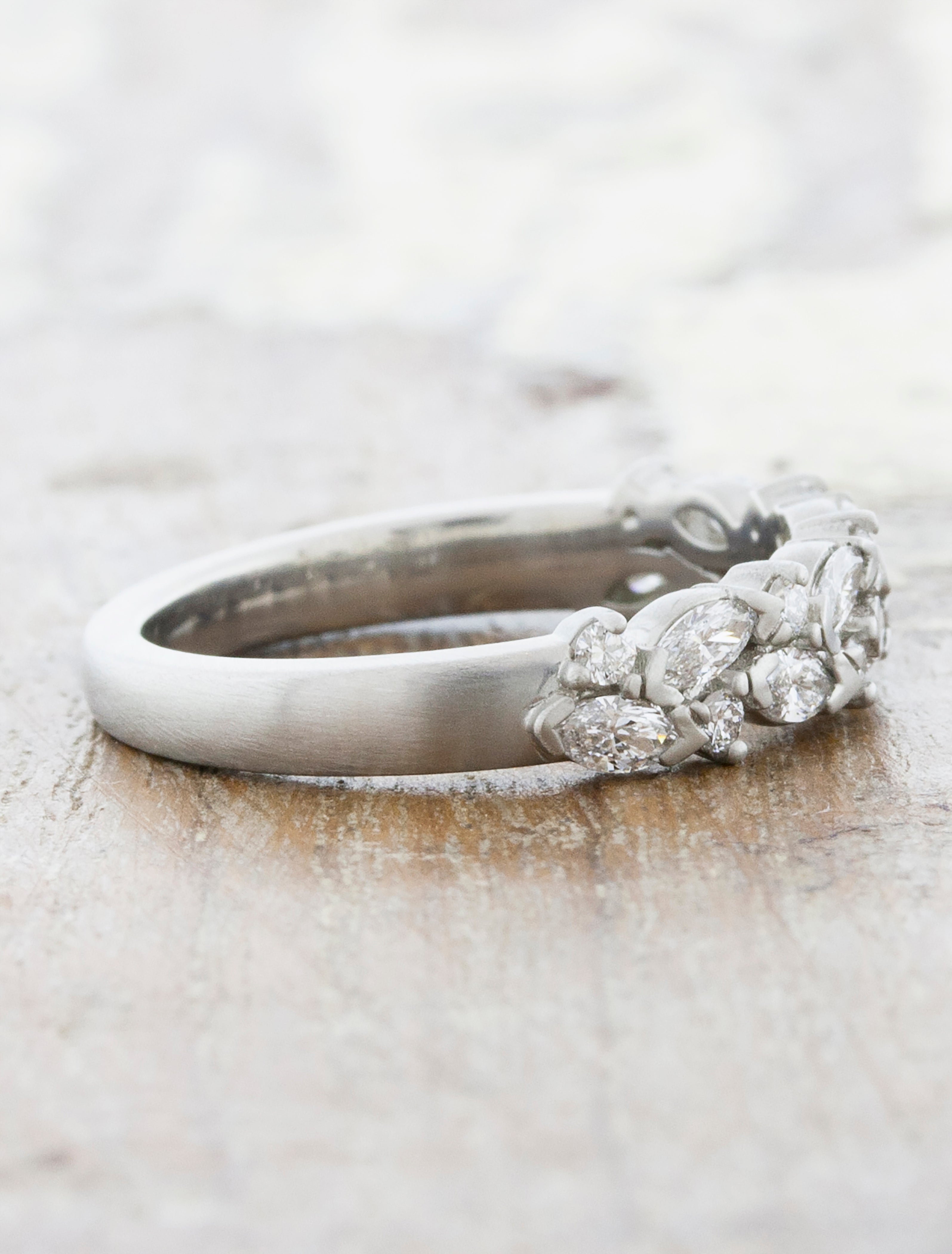 White Porcelain Ring With Gold Leafs 