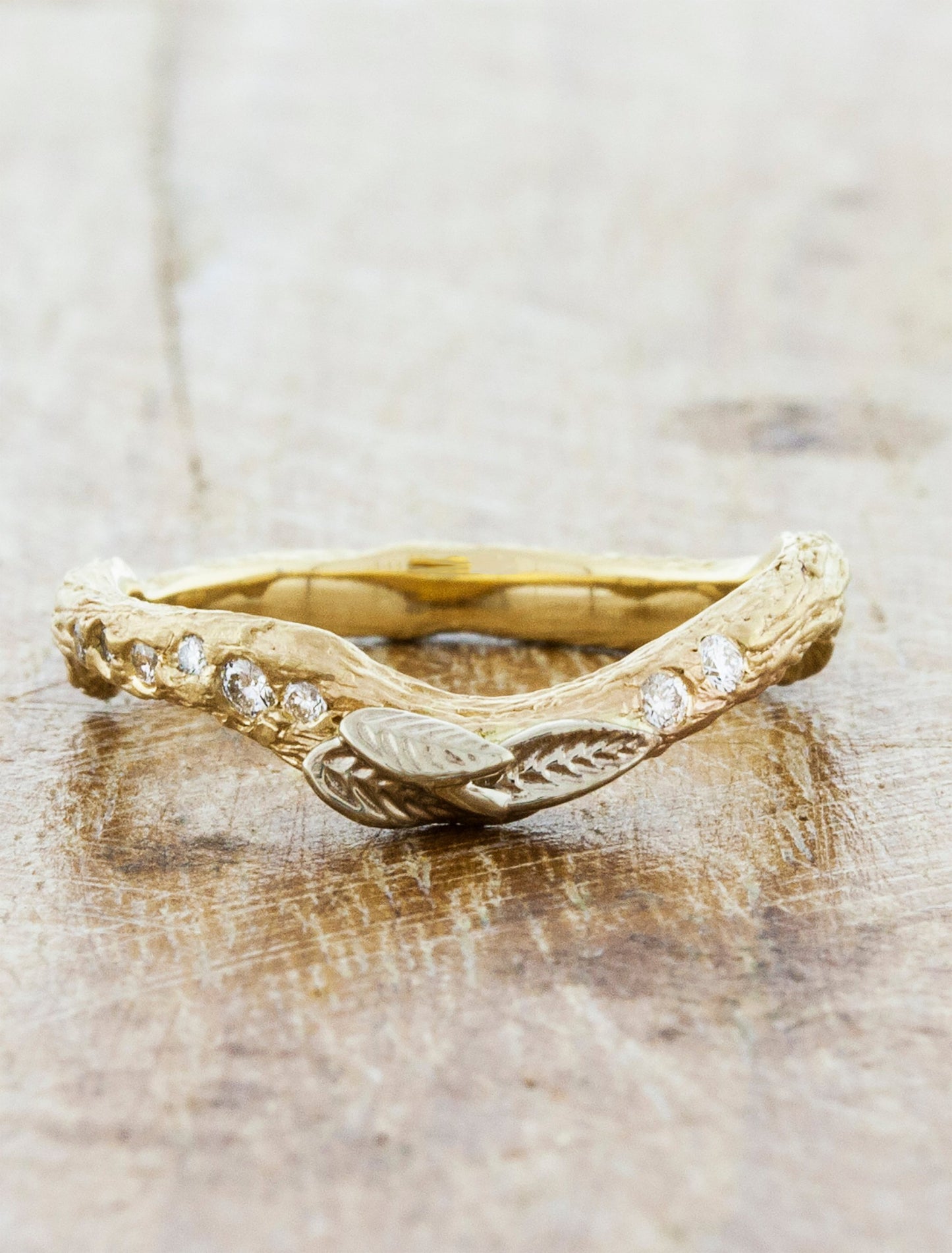 caption:Customized with bark texture & mixed metals