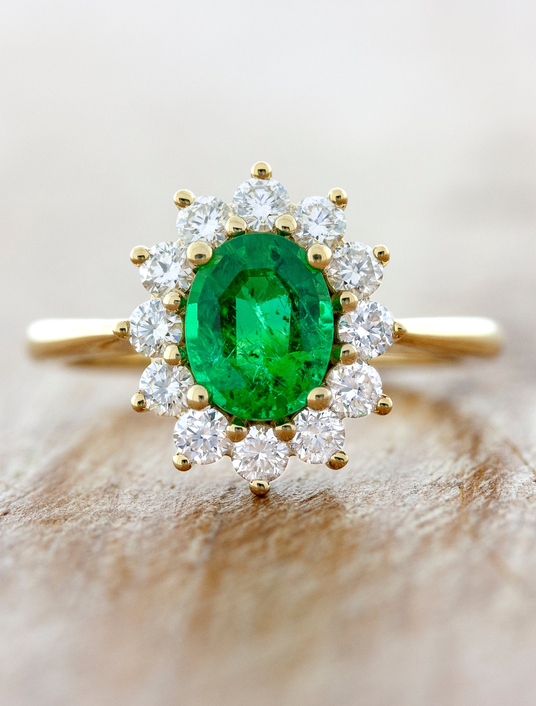 EMERALD STATEMENT RING IN 14KT GOLD WITH UNCUT DIAMONDS – Symetree