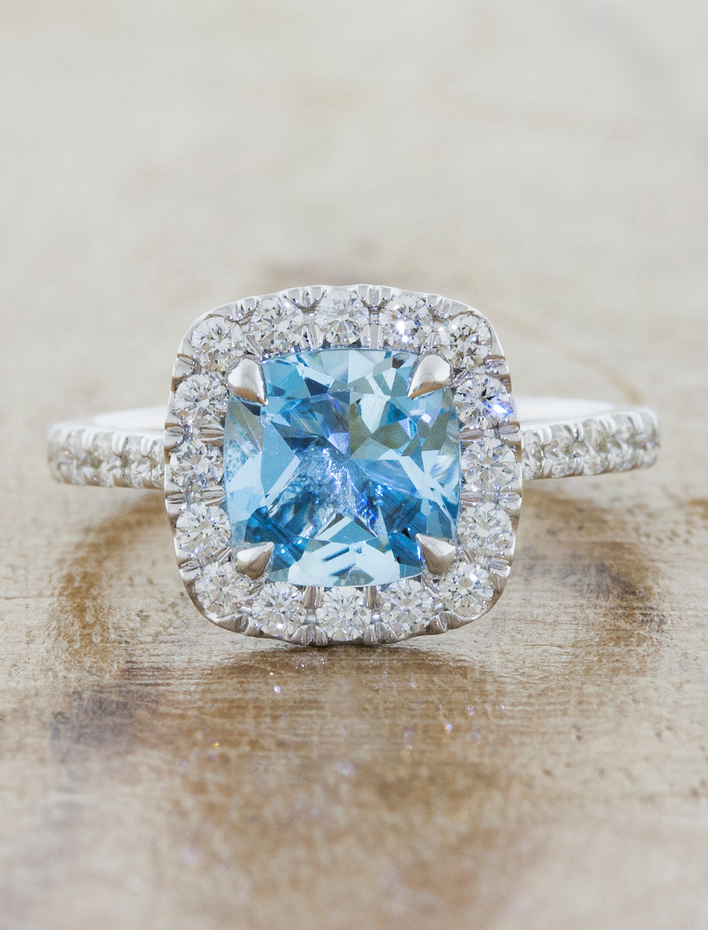 caption:Shown with 1.53ct cushion cut aquamarine in platinum