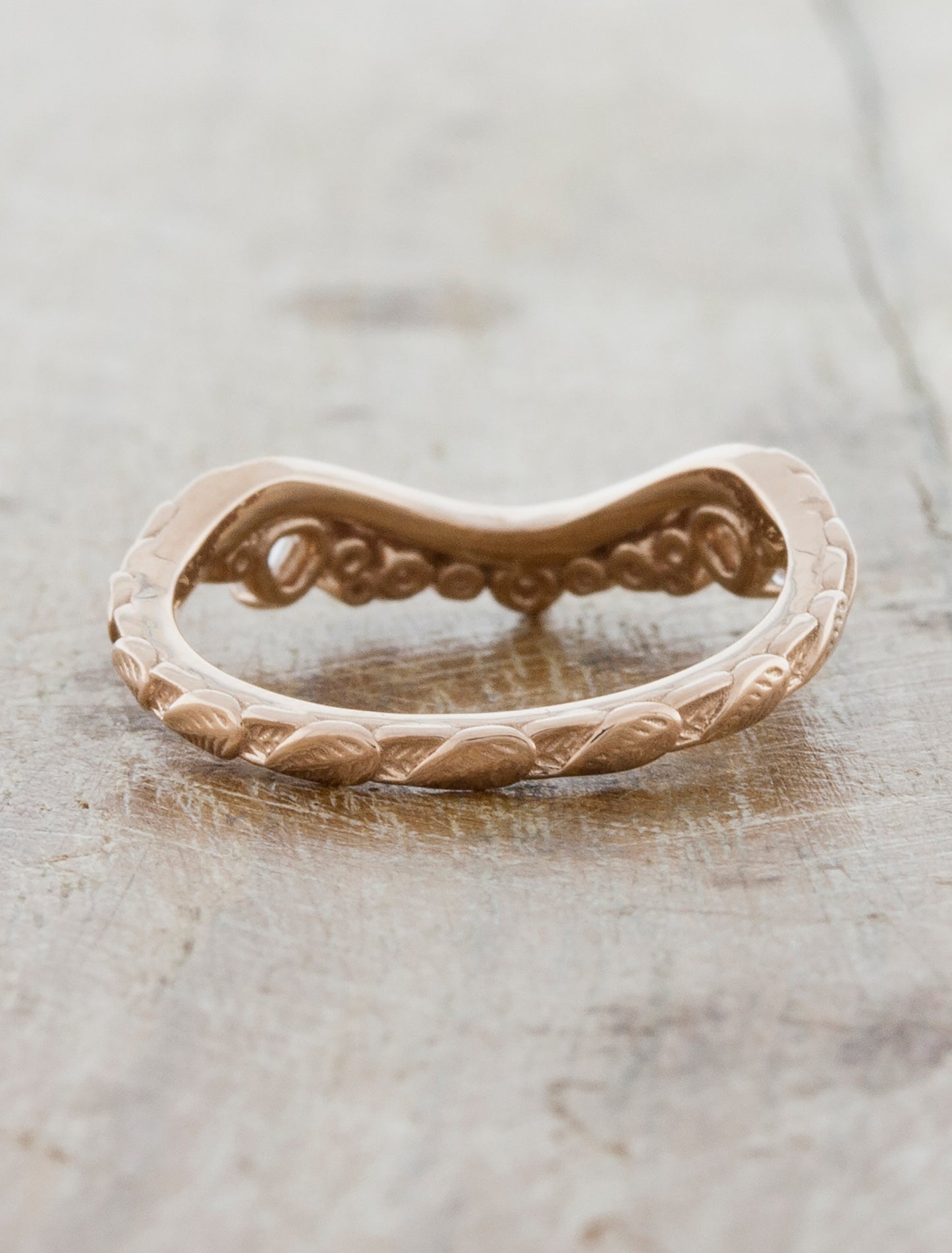 leaf detail wedding ring