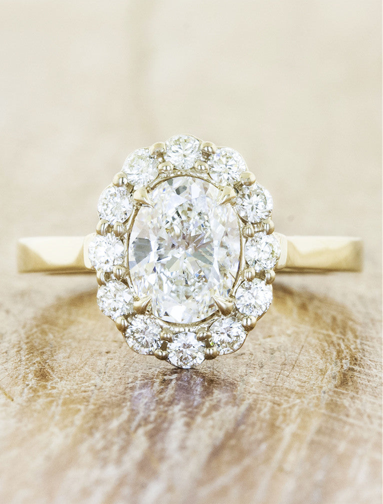 caption:Shown in yellow gold