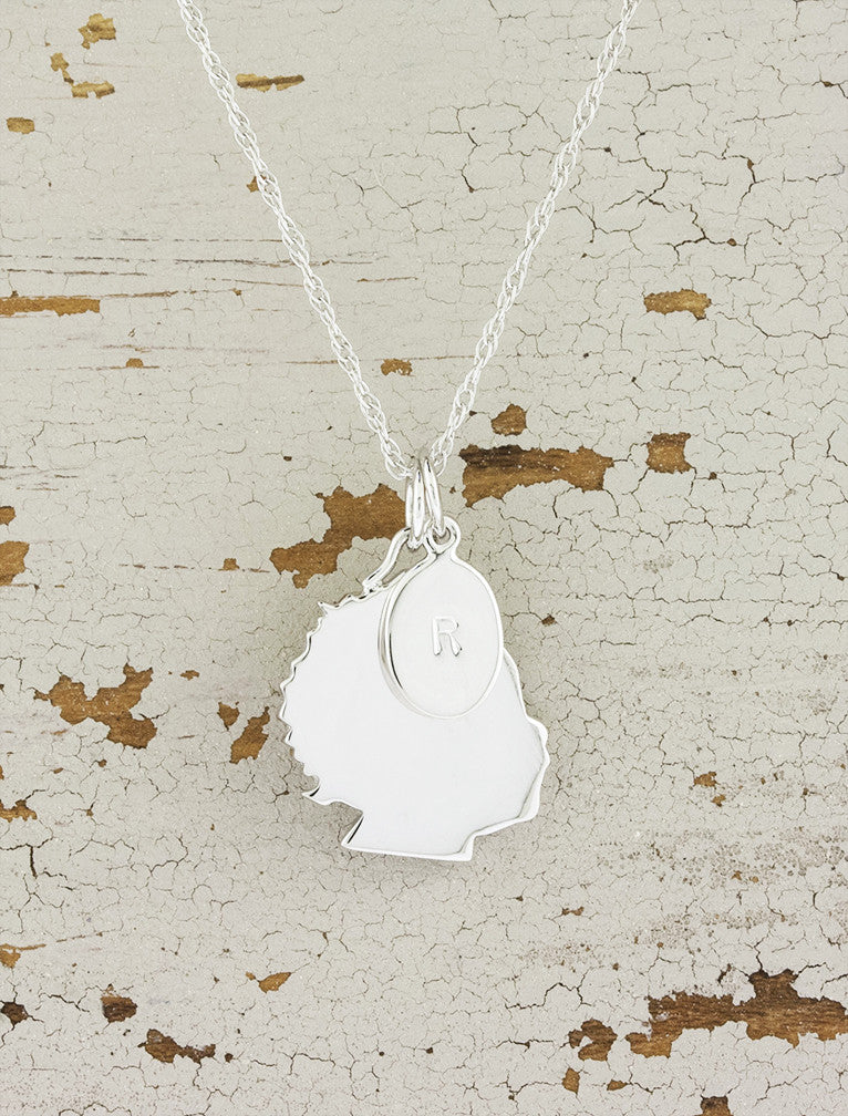 caption:Customized with an initial tag