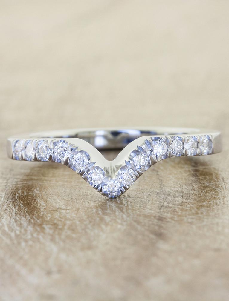 v-shaped diamond wedding band - halfway diamonds
