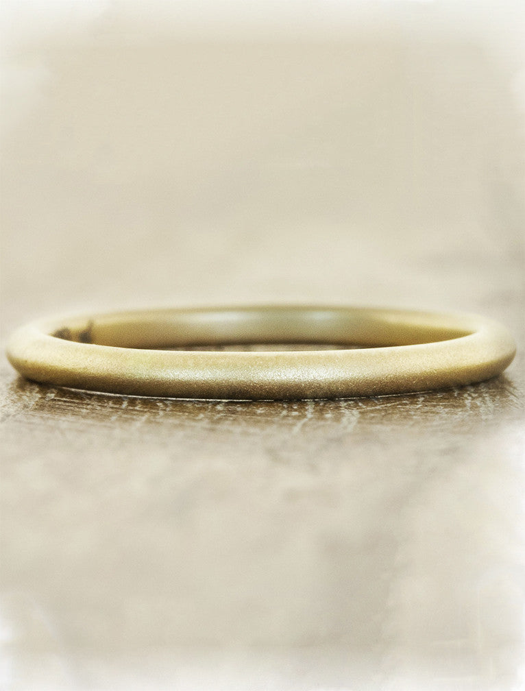 caption:Shown in 14k yellow gold, sandblast finish