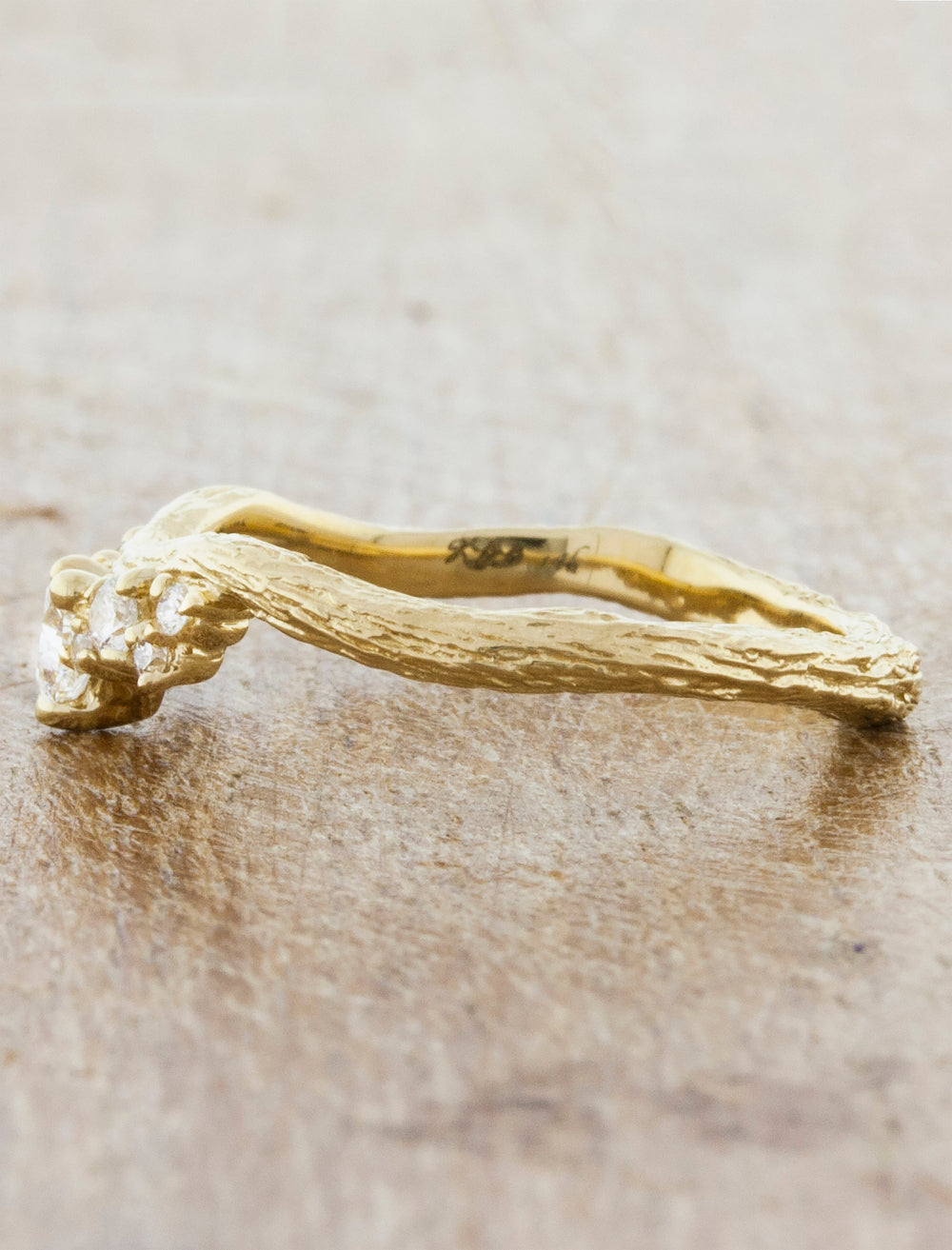 caption:Shown in 14k yellow gold