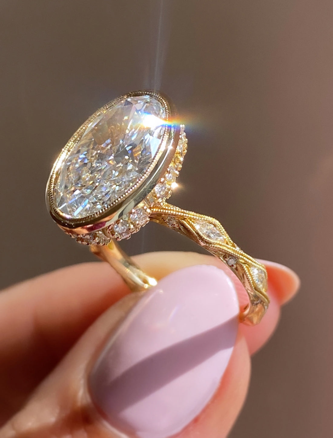 Romantic Lighting Ideas for Your NYC Engagement Ring Moment