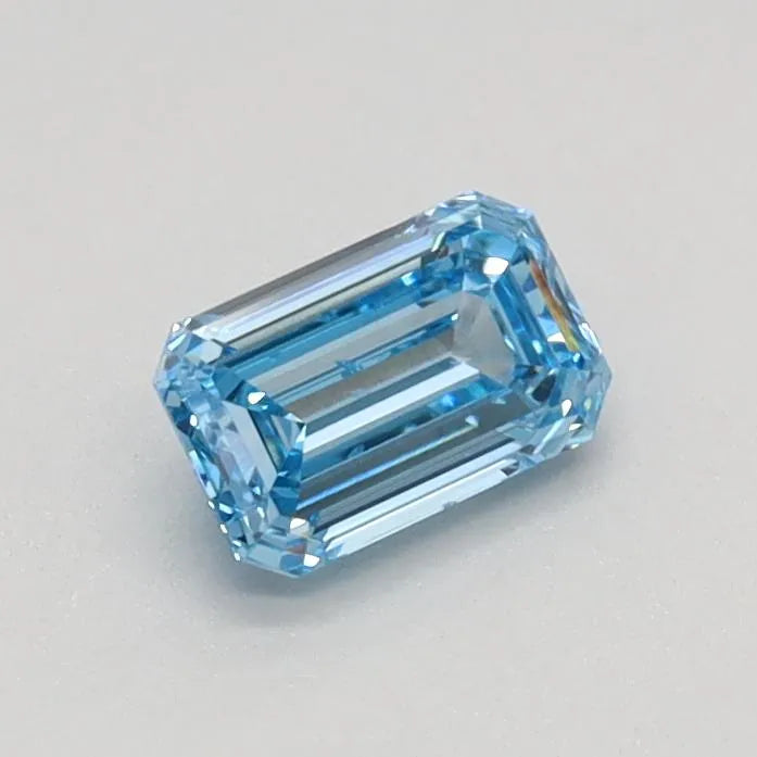0.35ct Emerald Lab Grown Diamond (Colour Fancy Vivid Blue, Clarity VS2, IGI Certified)