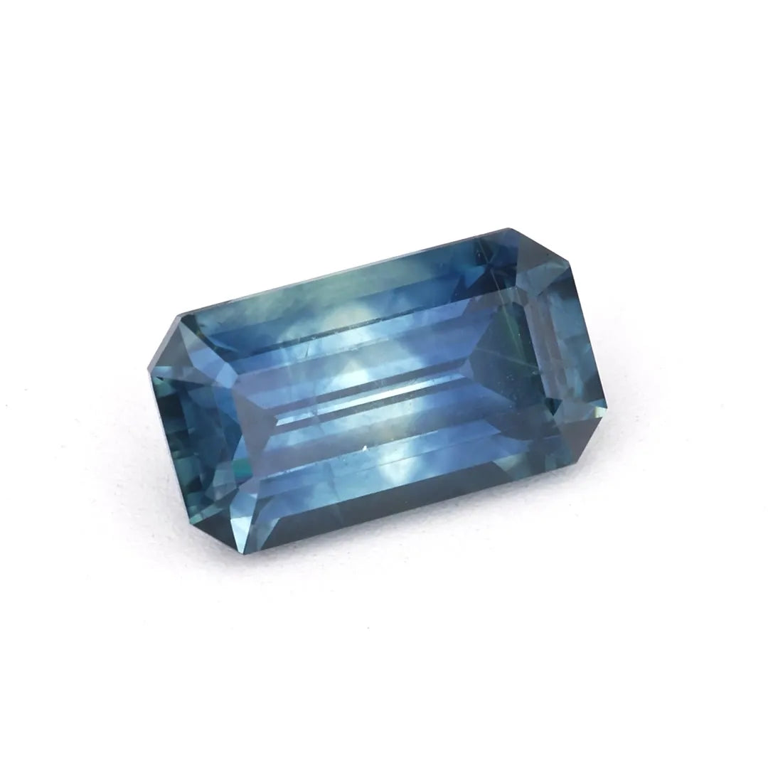 0.89ct Emerald Natural Sapphire (Colour Green, Clarity Eye Clean, Cut Faceted)