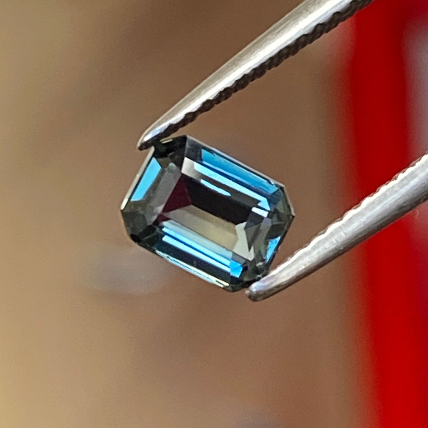1.09ct Emerald Natural Sapphire (Colour Green, Clarity Eye Clean, Cut Faceted)