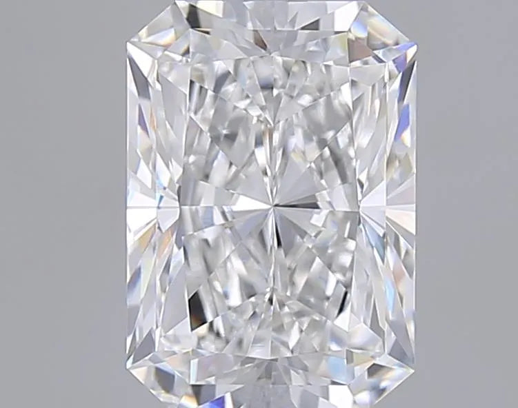 2.04ct Radiant Lab Grown Diamond (Colour E, Clarity VVS1, IGI Certified)
