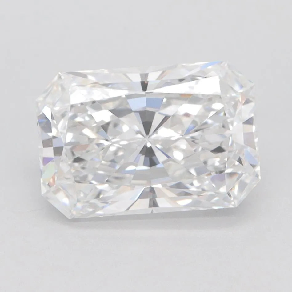 2.08ct Radiant Lab Grown Diamond (Colour E, Clarity VVS1, IGI Certified)
