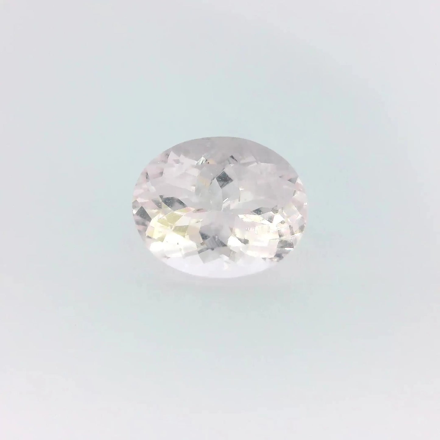 2.64ct Oval Natural Morganite (Colour Pink, Clarity Eye Clean, Cut Faceted)