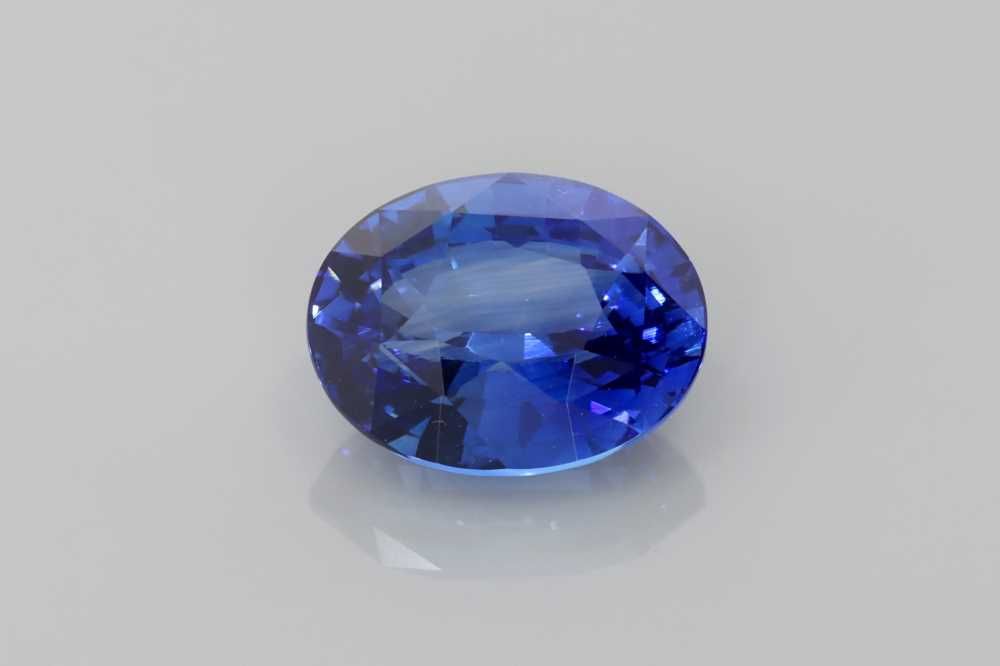 3.03ct Oval Natural Sapphire (Colour Blue, Clarity Eye Clean, Cut Faceted)