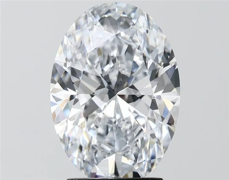 3.85ct Oval Lab Grown Diamond (Colour G, Clarity VVS2, IGI Certified)