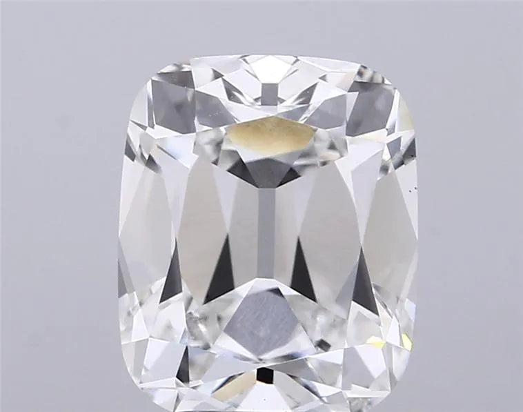 4.02ct Cushion Lab Grown Diamond (Colour E, Clarity VS1, IGI Certified)