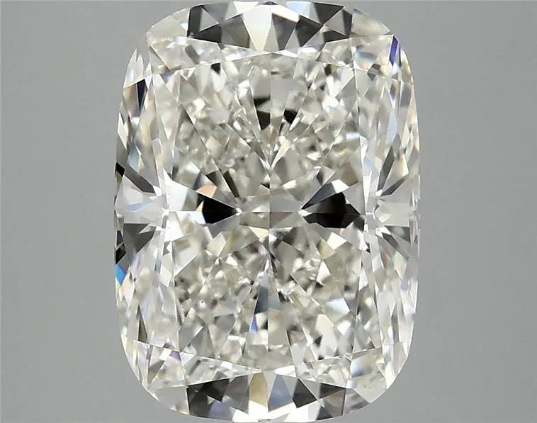 4.05ct Cushion modified Lab Grown Diamond (Colour G, Clarity VVS2, IGI Certified)