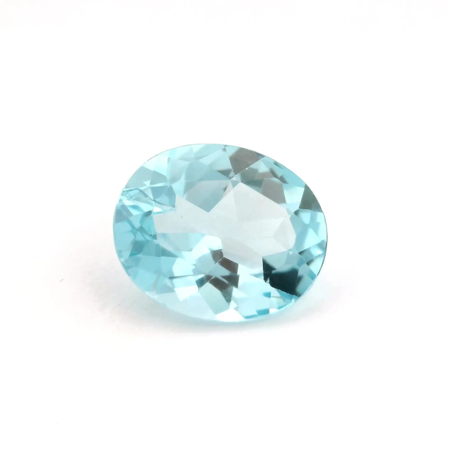 5.47ct Oval Natural Topaz (Colour Blue, Clarity Eye Clean, Cut Faceted)