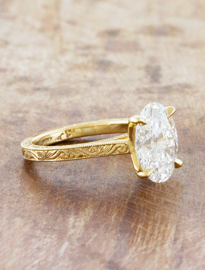 Annalise - Oval