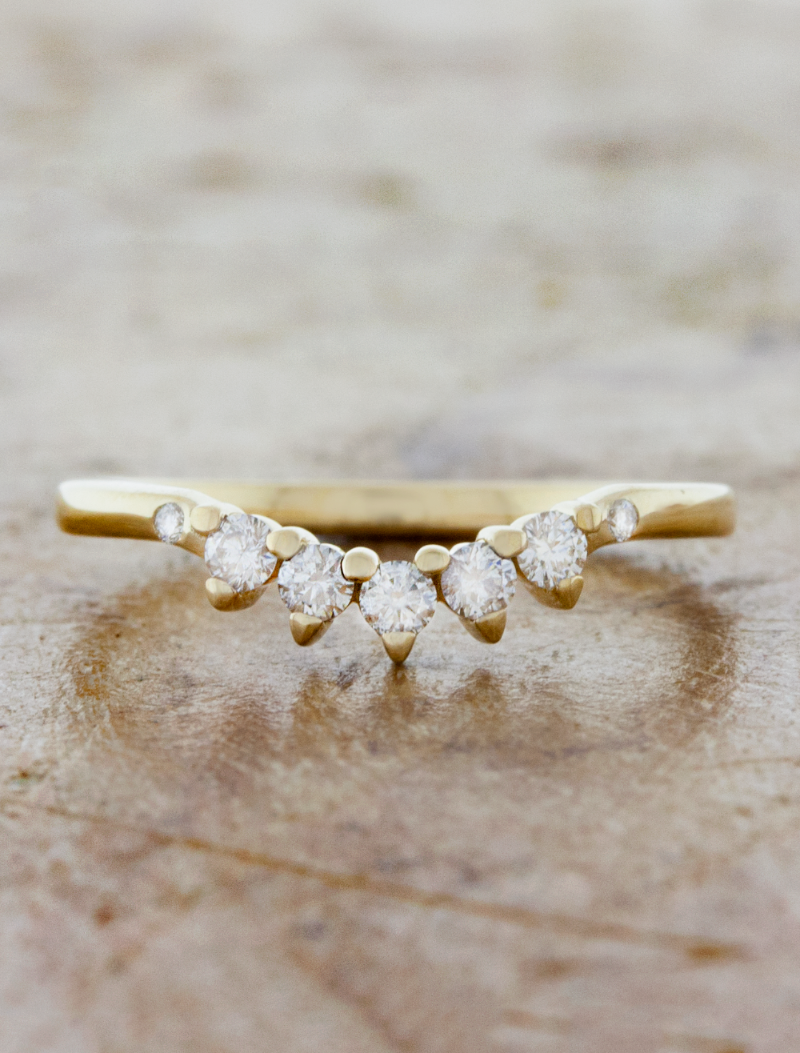 caption:Anu wedding band in 14k yellow gold