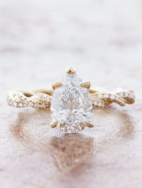 Pavé Diamond Solitaire Engagement Ring Set | Ken & Dana Design Lab Grown Diamond / 1.70ct Round E VS2 / 14K Yellow Gold (Recycled)
