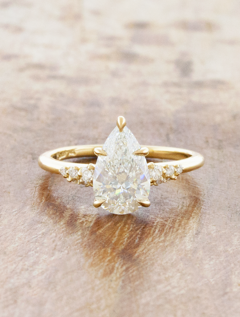caption:Shown with 1.7ct Pear in 14k yellow gold 