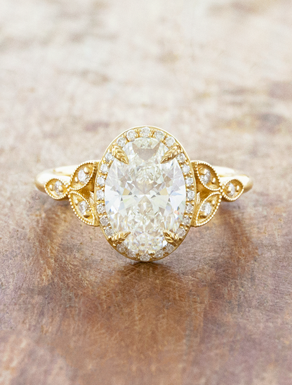 caption:Shown with 1.7ct oval in 14k yellow gold 