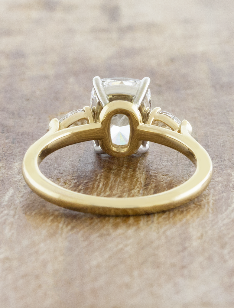 Shana - 2.06ct Cushion Lab Grown Diamond