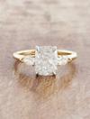 caption:Shown with 2ct cushion cut in 14k yellow gold & platinum setting