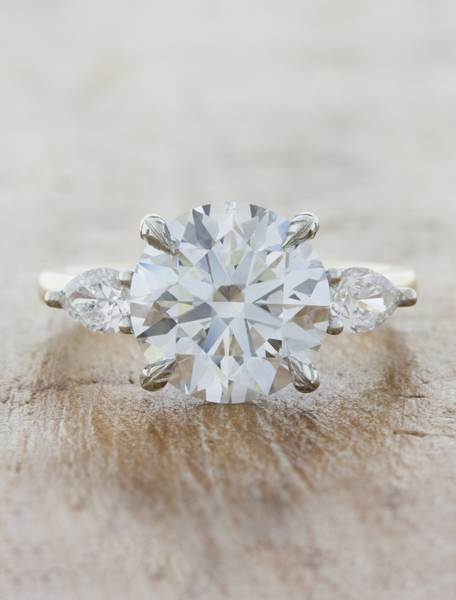 Round stone diamond Clearance