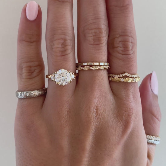 caption:Shown with 2.5ct round in 18k yellow gold
