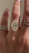 caption:Shown with 7ct oval in 18k yellow gold