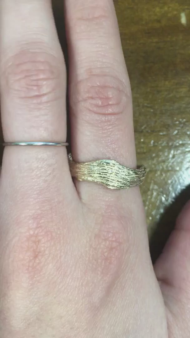 caption:Shown in yellow gold