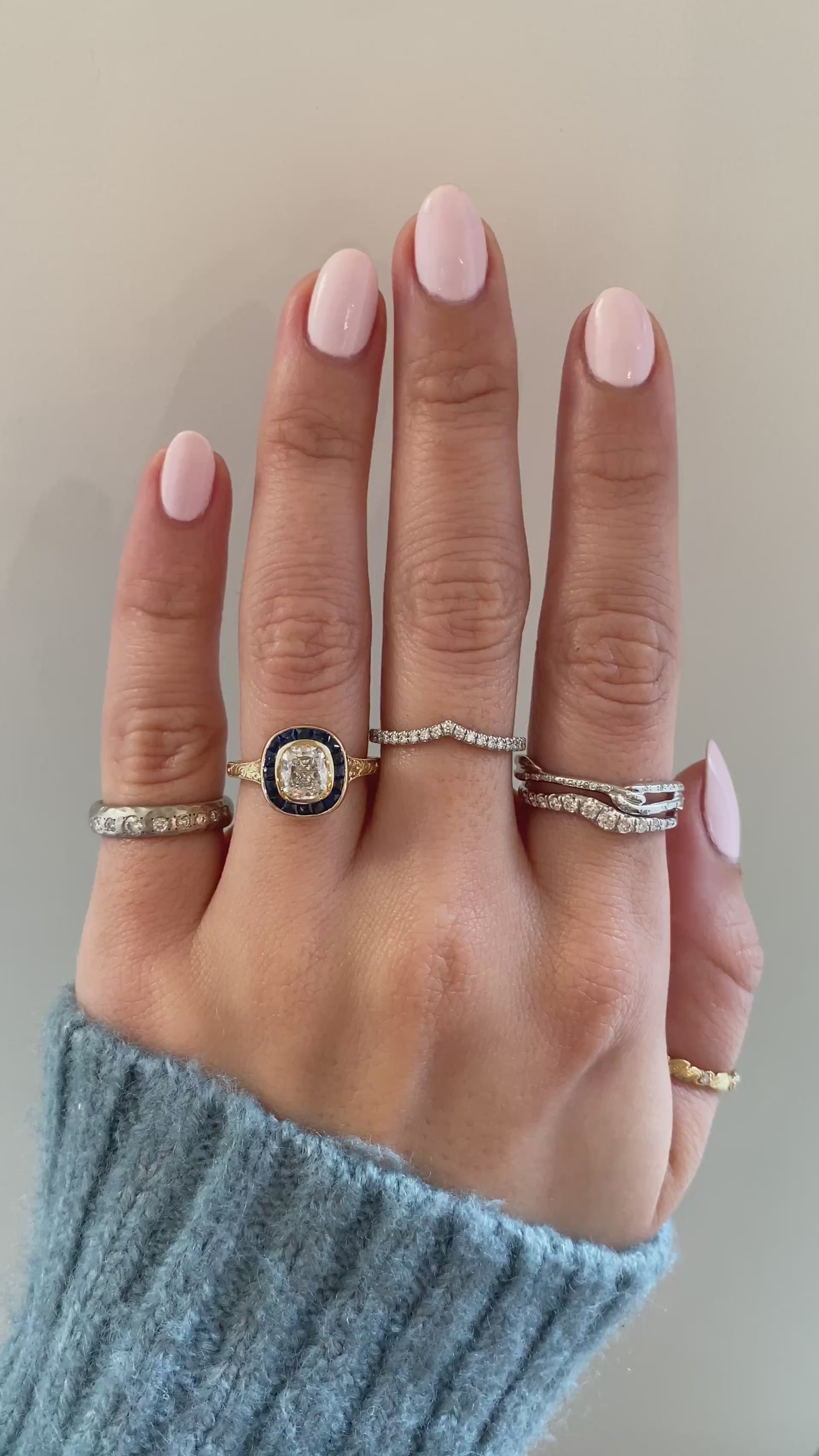 caption:Shown with 1ct cushion cut diamond in 14k yellow gold