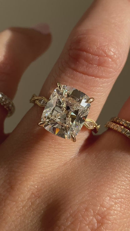 caption:Shown with 5ct Old Mine in 14k yellow gold 