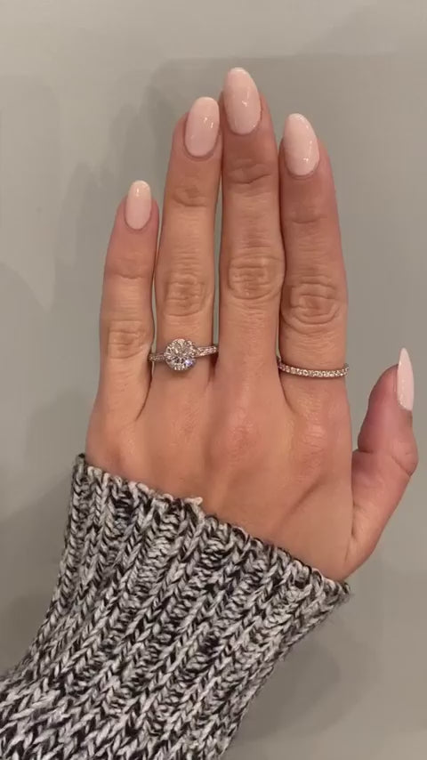 caption:Shown with 1.5ct round diamond in platinum