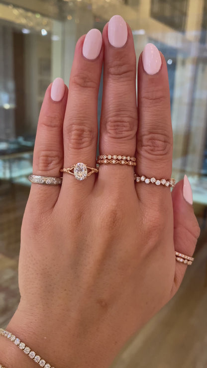 caption:Shown with 1.5ct oval diamond set in 14k rose gold