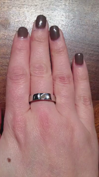 caption:Shown in platinum