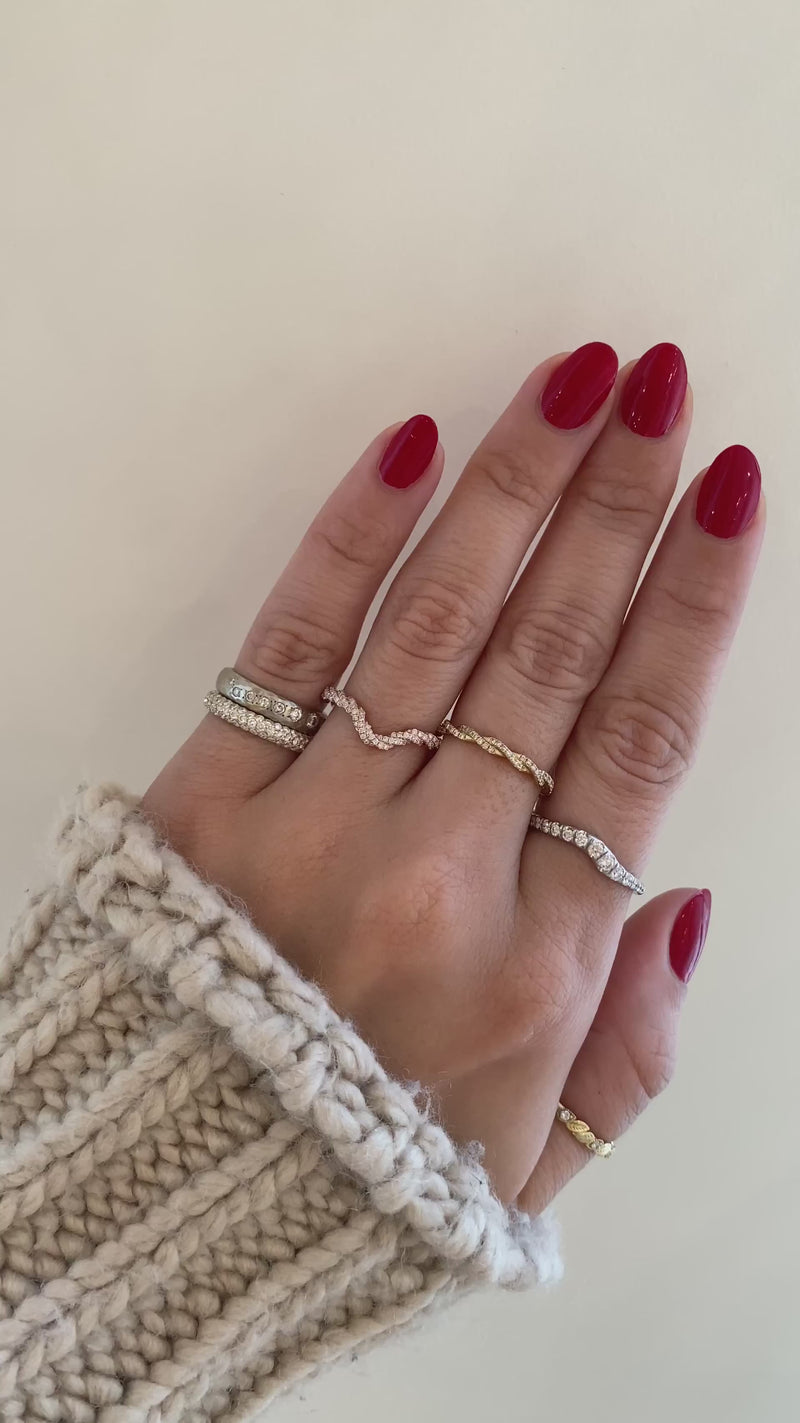 caption:Shown in 14k rose gold