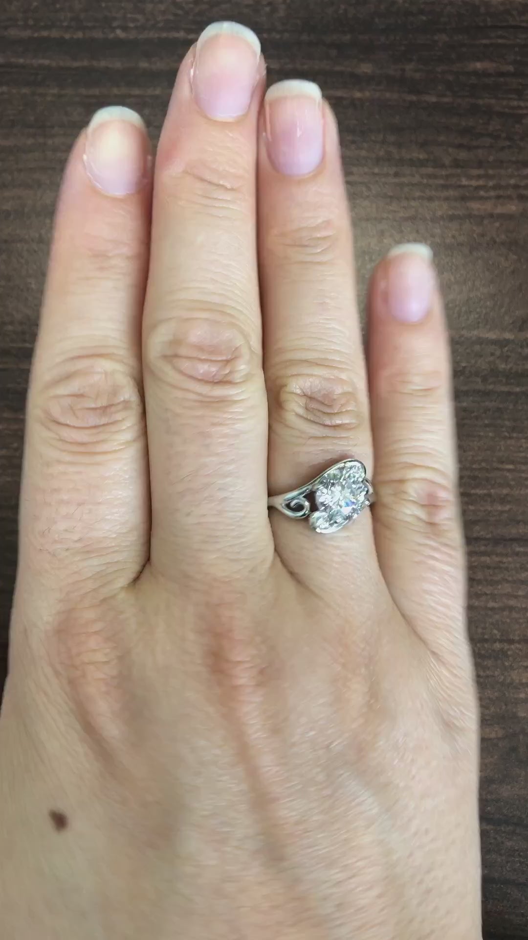 caption:Shown in platinum