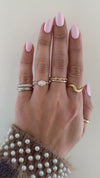caption:Shown with 0.92ct oval diamond in 14k rose gold 