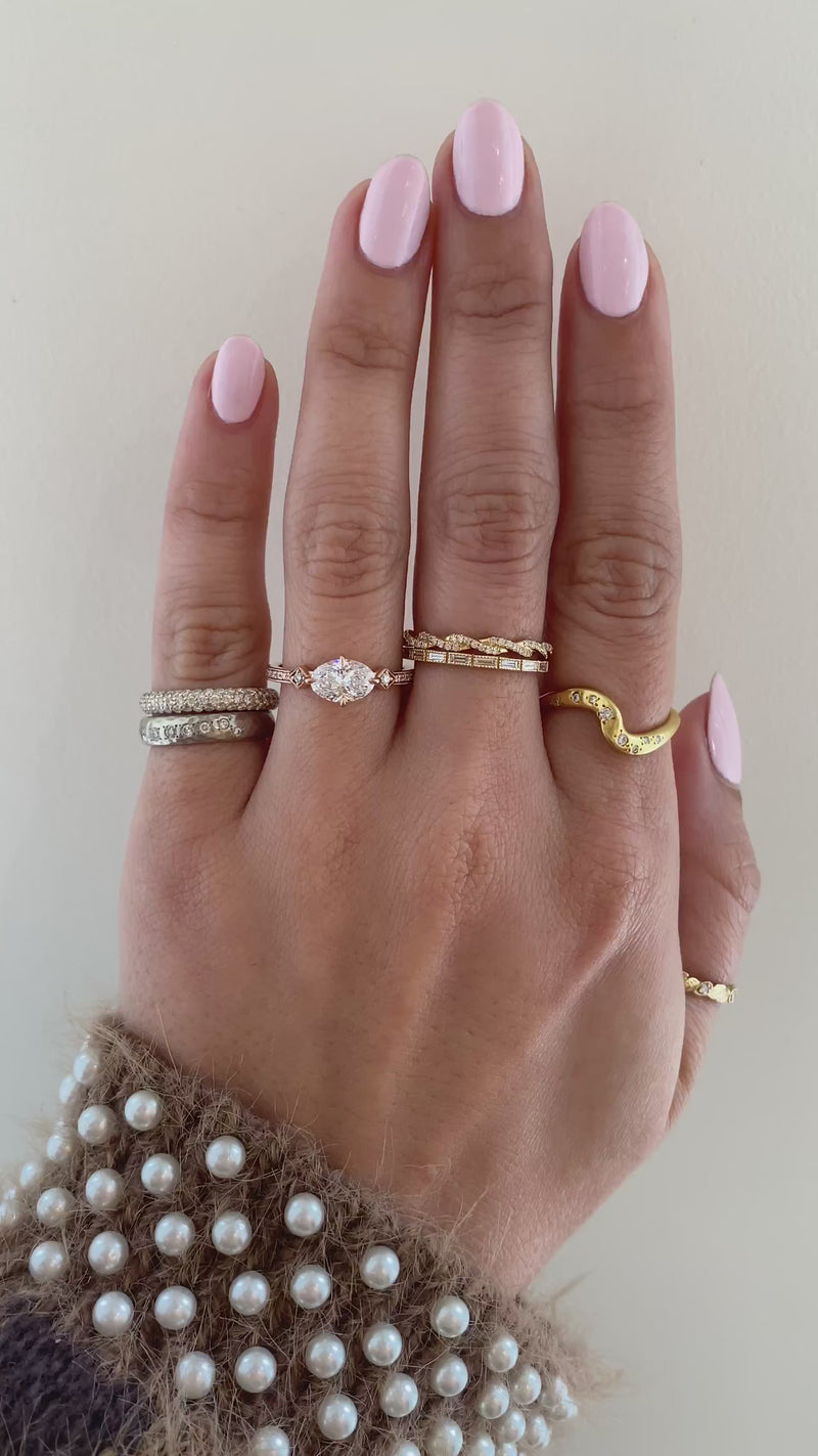 caption:Shown with 0.92ct oval diamond in 14k rose gold 