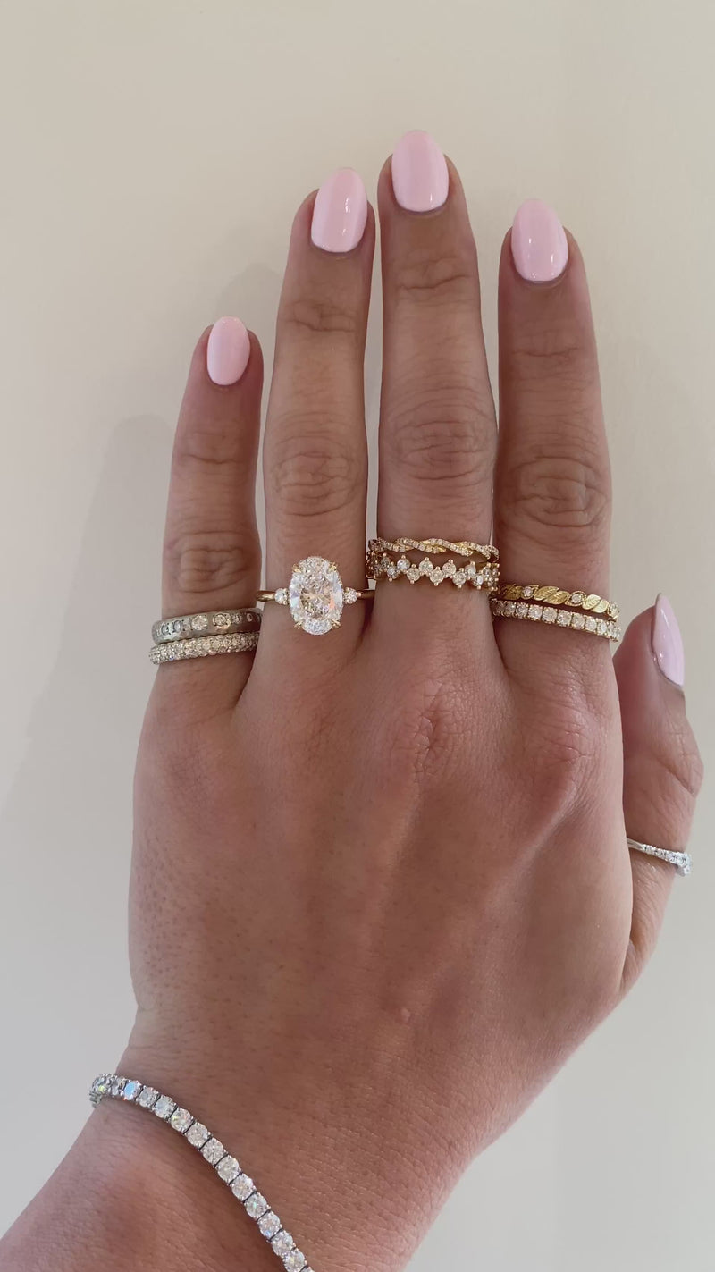 caption:Shown with 2.5ct oval diamond in 14k yellow gold