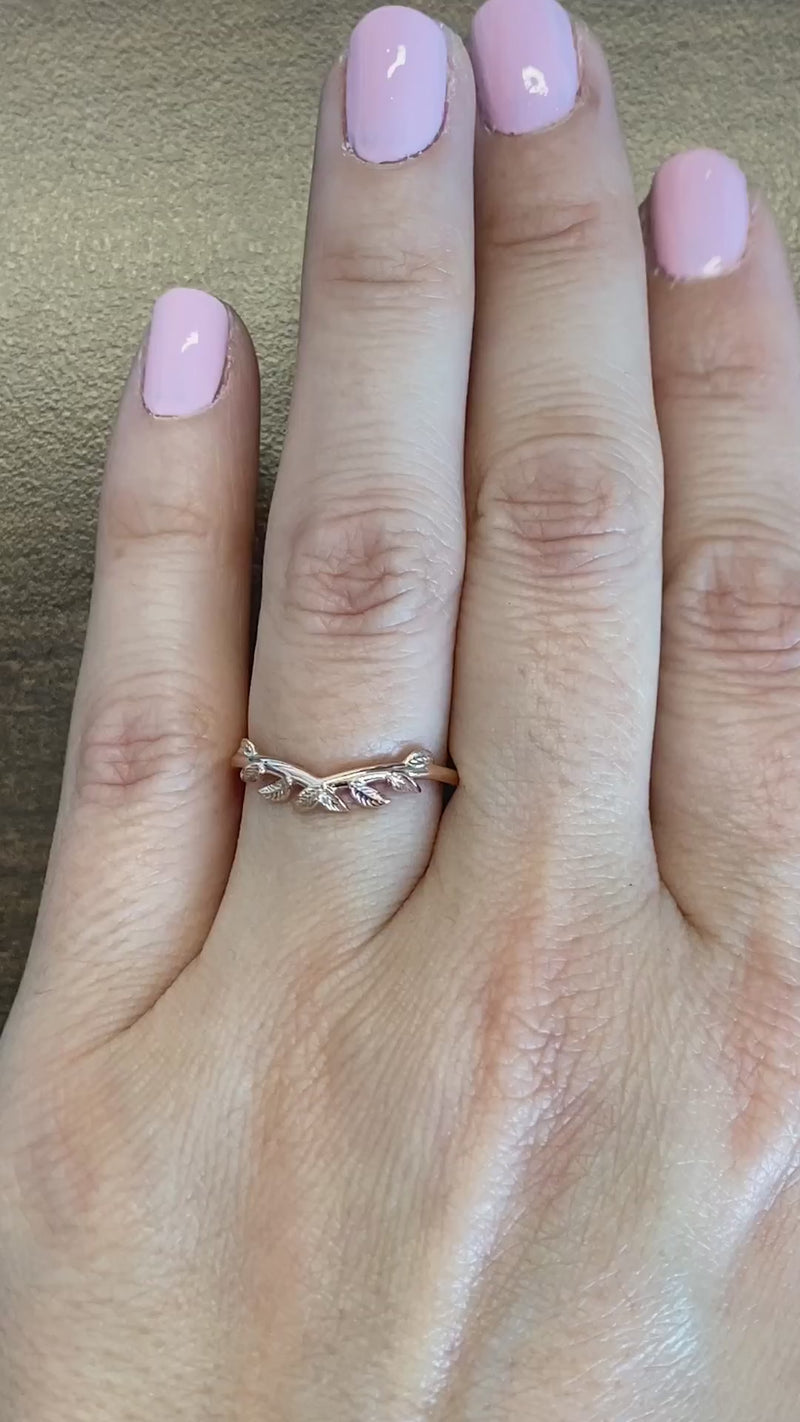 caption:Shown in 14k rose gold